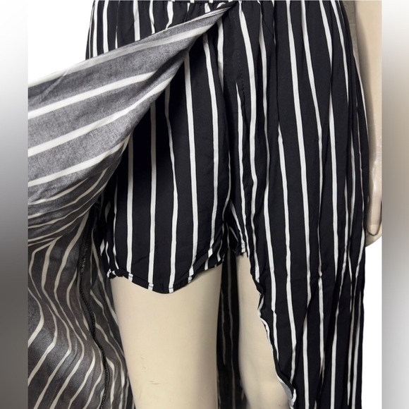 Maxi/Romper (built in) B&W Striped High Low Romper/Dress Euc! - Picture 16 of 16